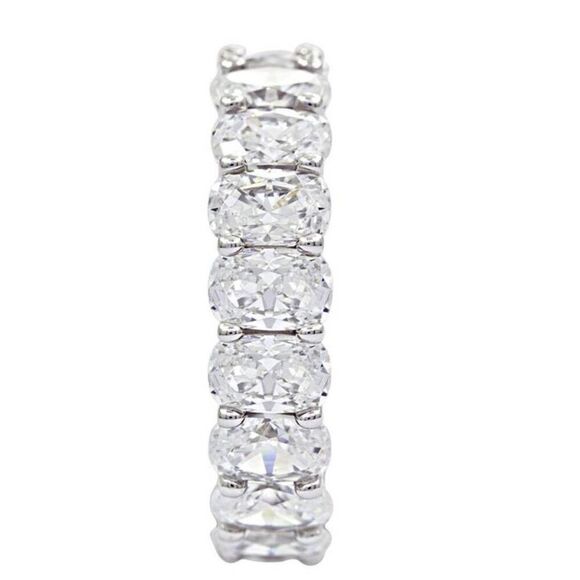Spectacular 8.5 Ct. DIAMONIQUE Radiant Cut Eternity Style Band Ring Sz 8 - Picture 8 of 9